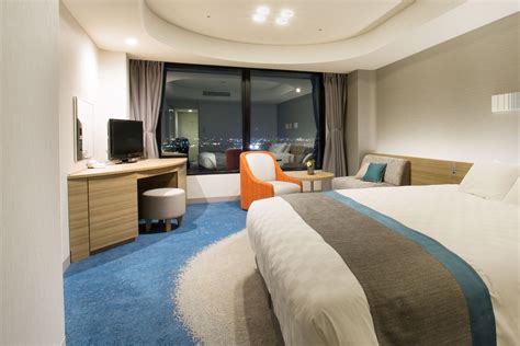 5pm hotel|hotels with afternoon check out.
